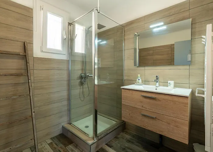 Alta Vista , Avec Piscine Privee Et Vue Exceptionnelle Pres D'ajaccio *